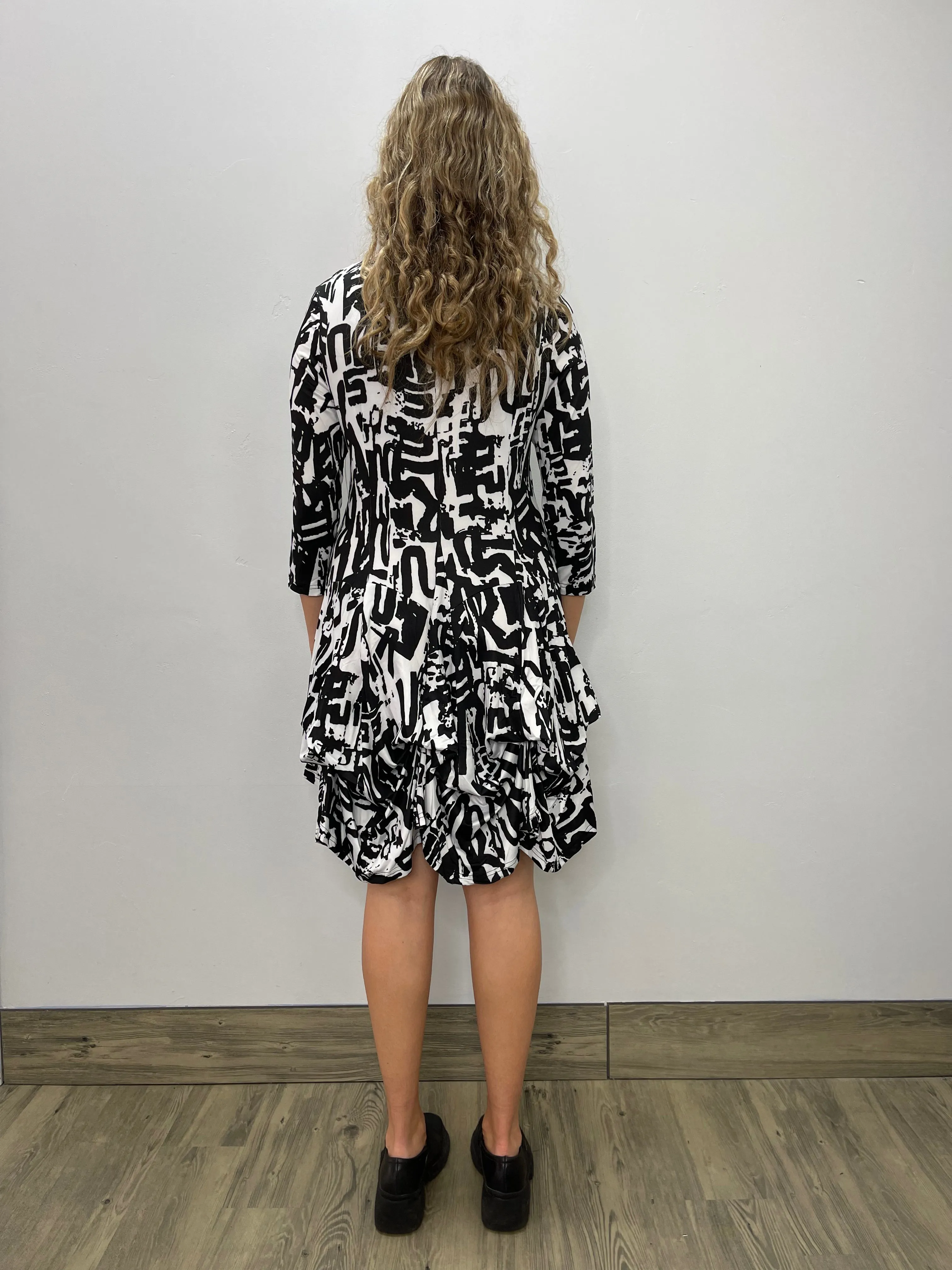 Black & White Scribbles 3/4 Sleeve Scoop Neck Bubble Dress